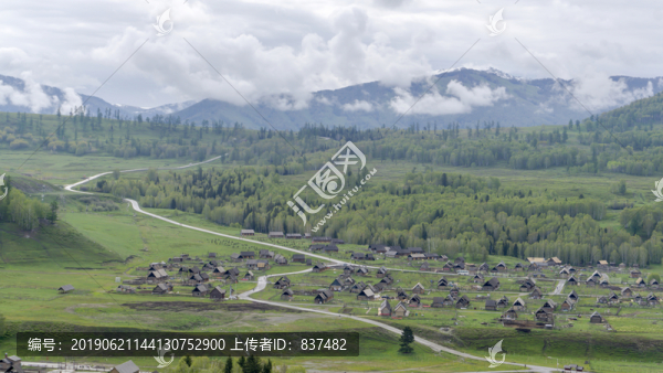 禾木鄉(xiāng)小木屋