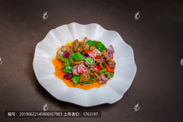 洋蔥炒肉
