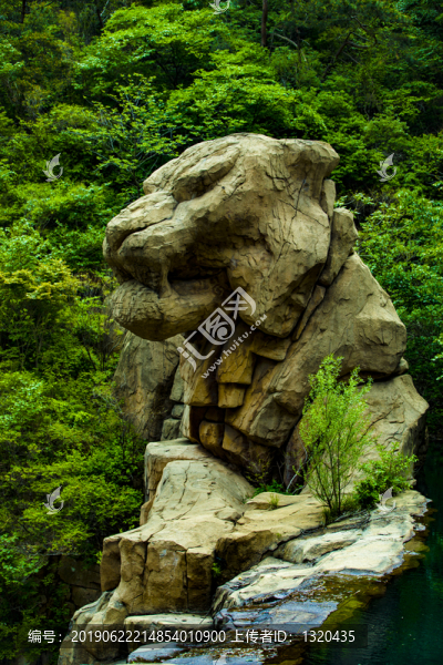 石獅子