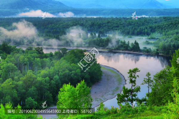 河灣晨霧