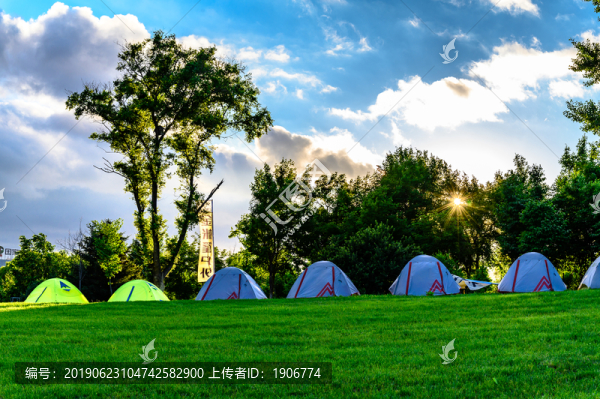 在長(zhǎng)春雕塑公園舉行的夏令營(yíng)