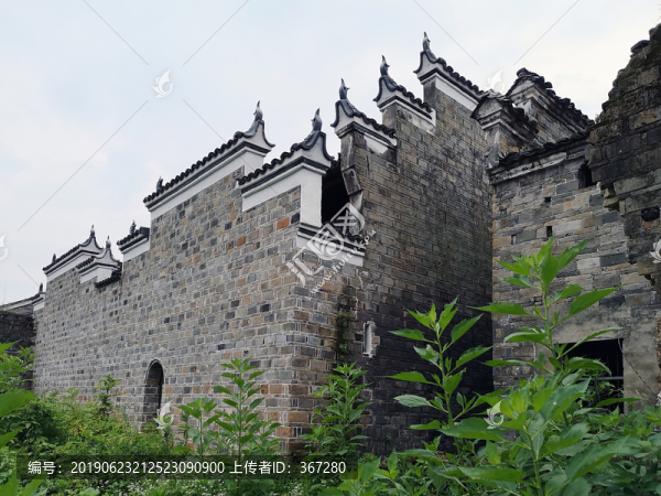 中國鄉(xiāng)村古鎮(zhèn)民居