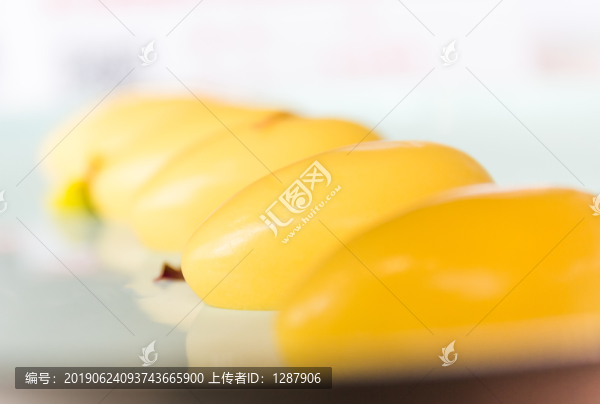 鮮芒橄欖球