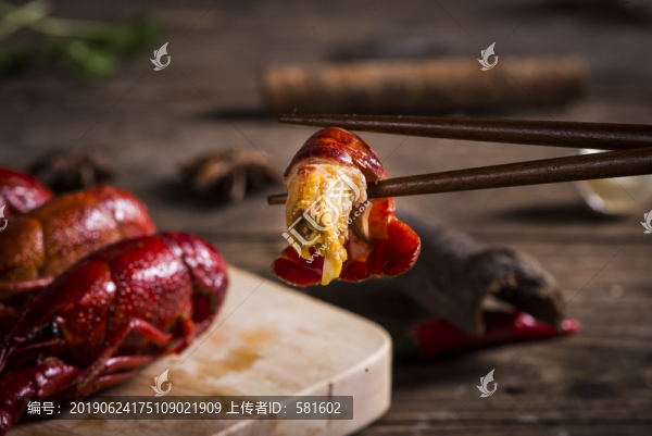 麻辣十三香小龍蝦實(shí)拍圖