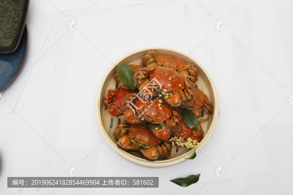 陽澄湖大閘蟹實(shí)拍