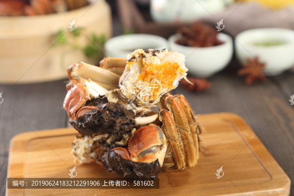 陽澄湖大閘蟹實(shí)拍