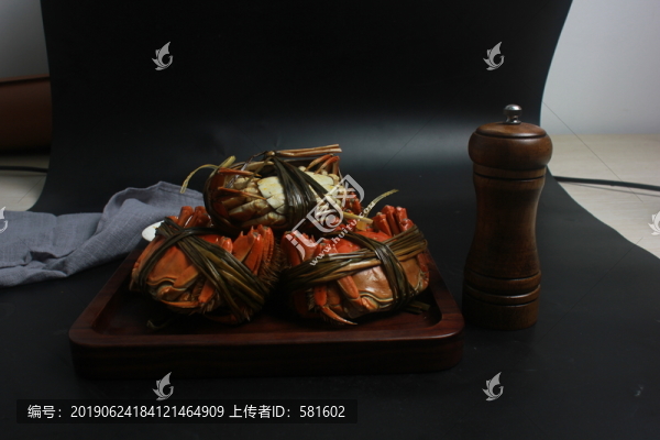 陽(yáng)澄湖大閘蟹實(shí)拍
