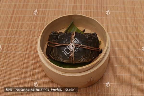 陽澄湖大閘蟹實(shí)拍