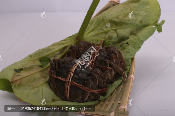 陽澄湖大閘蟹實(shí)拍