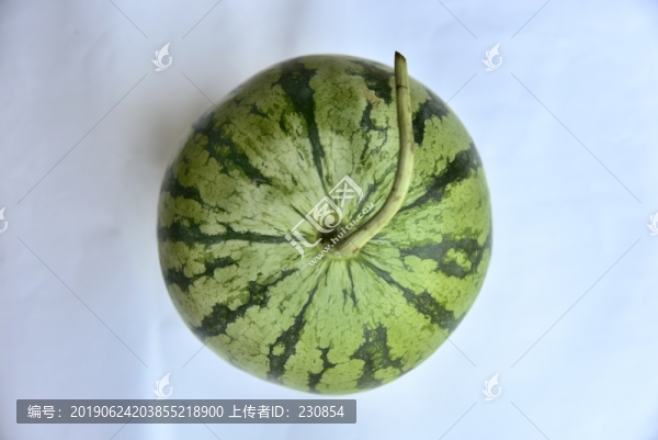 整個(gè)花皮西瓜