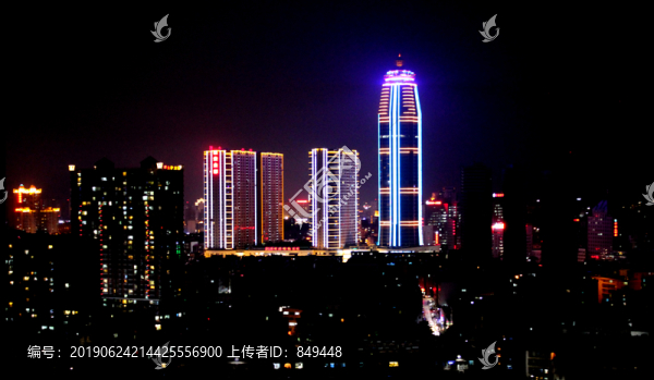 雄業(yè)金都夜景