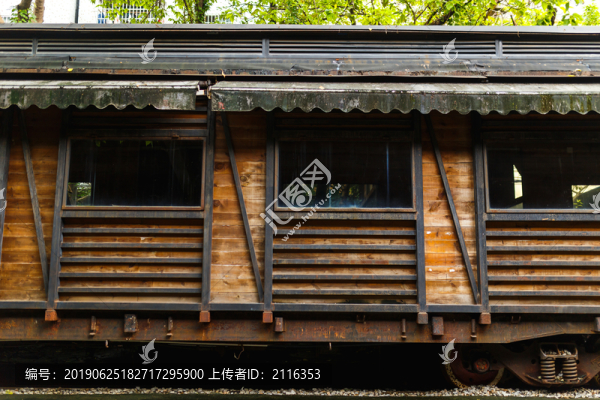 側(cè)面舊火車