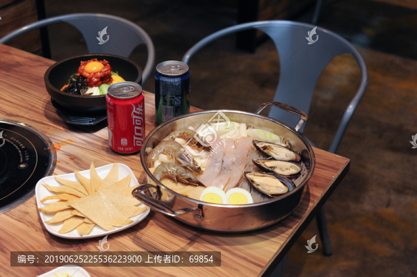 海鮮年糕火鍋
