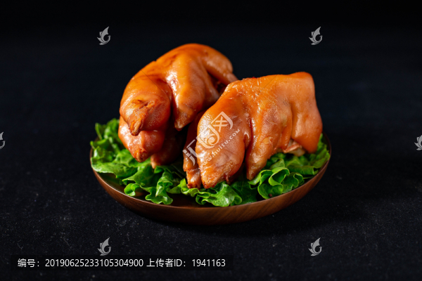 鹵豬蹄