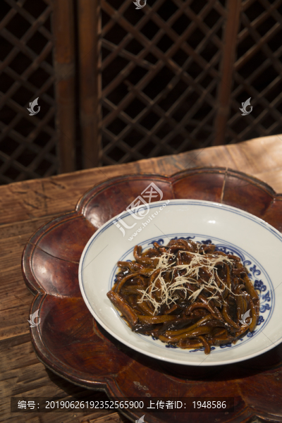 清炒鱔段