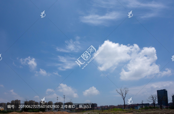 藍(lán)天白云