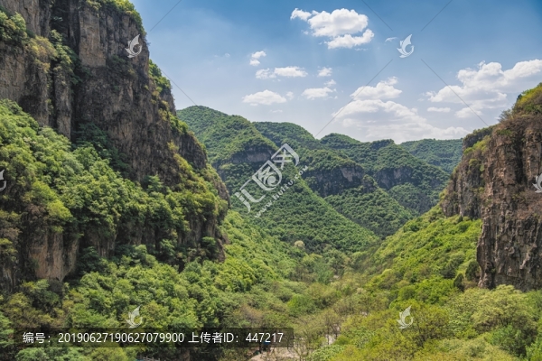 山西盂縣藏山