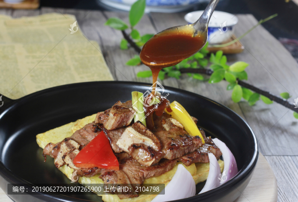 土豆煎小牛排
