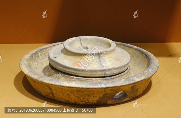 漢代灰陶磨