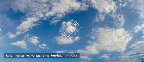 藍(lán)天白云