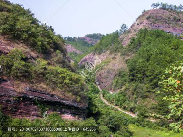 江頭青嶂山