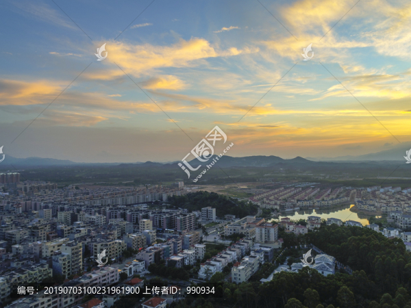 晚霞滿天