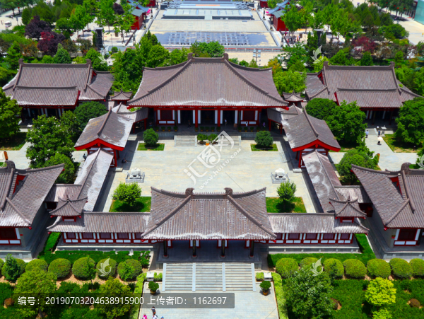 西安大雁塔全景圖