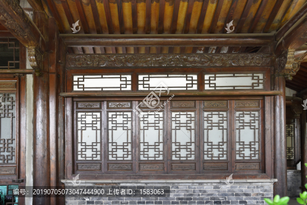 仿古門(mén)窗
