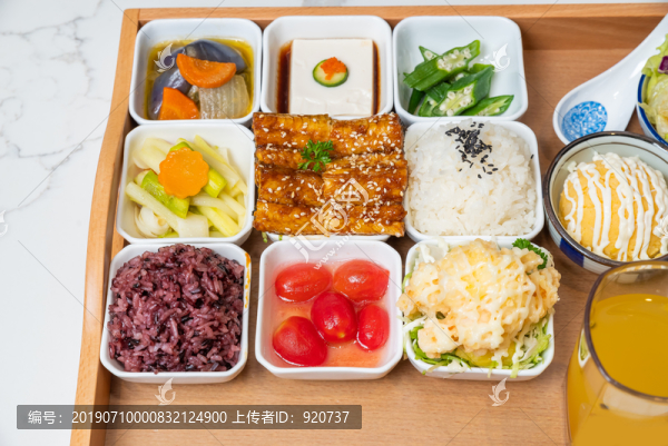 鰻魚蝦球?qū)m格定食