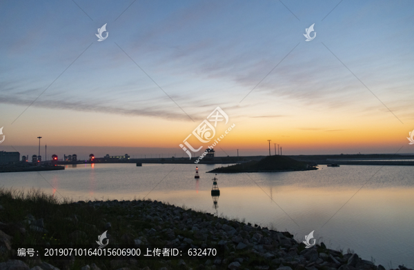 漁港的早晨