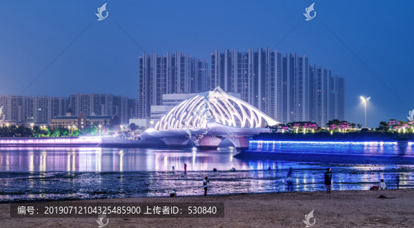 青島彩虹橋