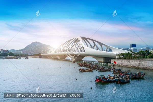 青島彩虹橋