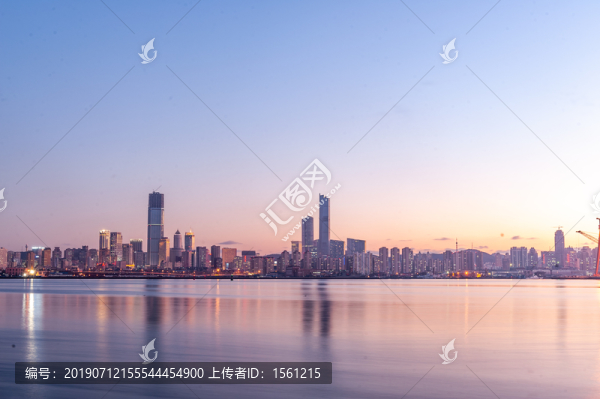海濱城市大連