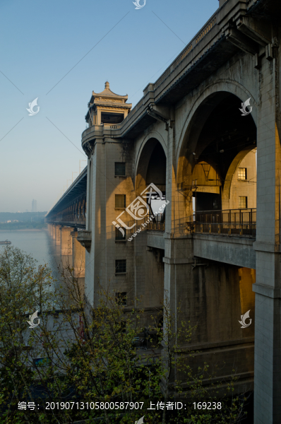 武漢長江大橋