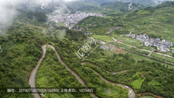 山區(qū)公路