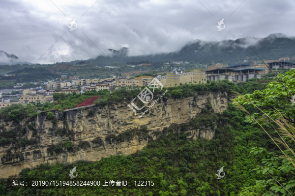 習(xí)酒鎮(zhèn)