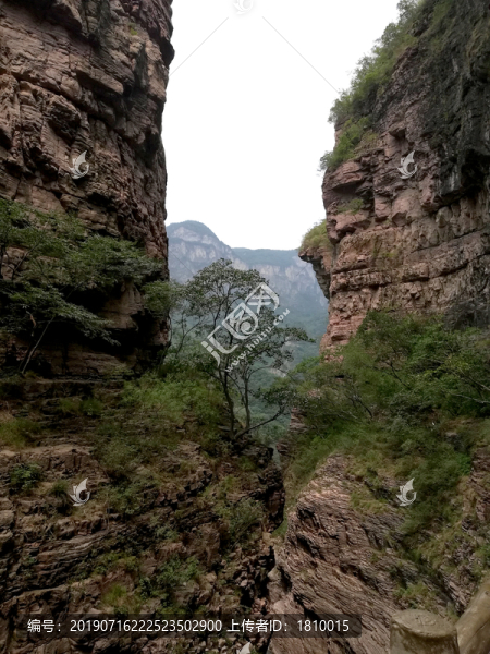 山谷