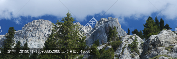 山巒