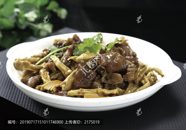 筍干燜豬手