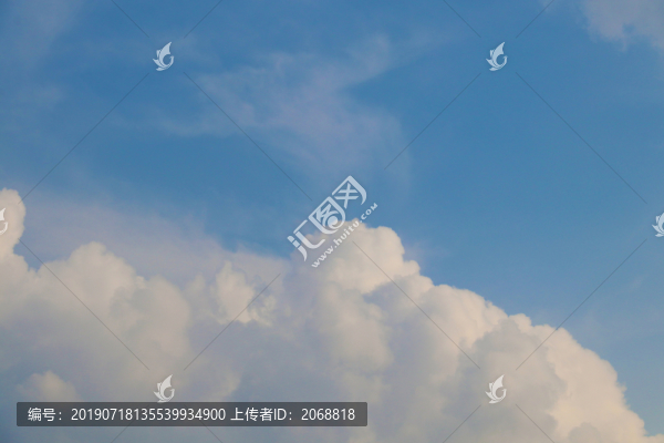 藍(lán)天白云