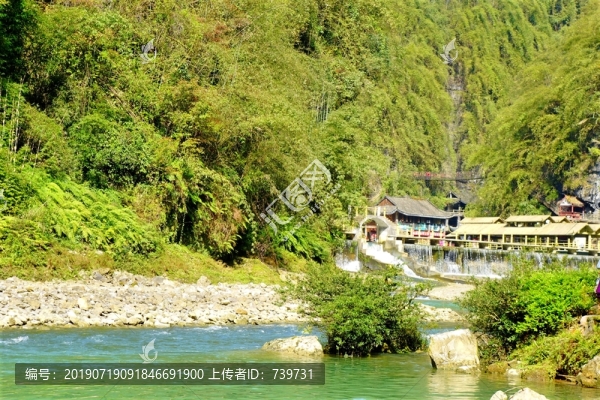 阿依河