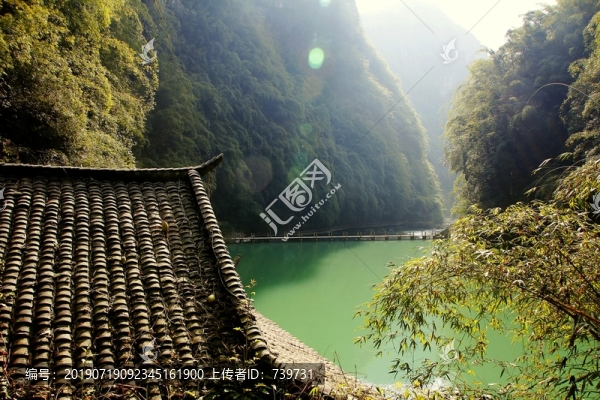 阿依河