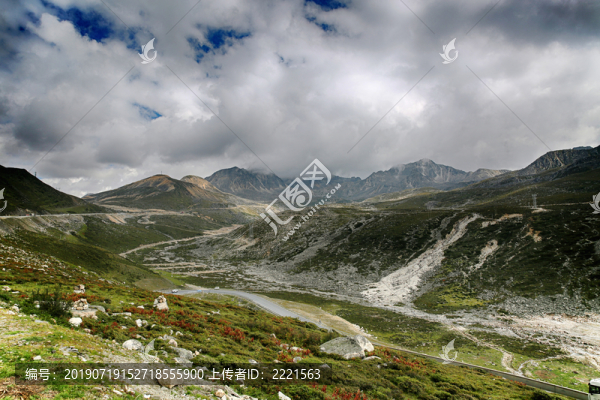 318國道路邊的風(fēng)景