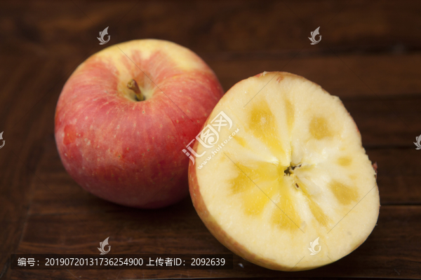 阿克蘇紅其坡冰糖心蘋果