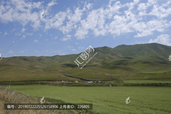 山丘