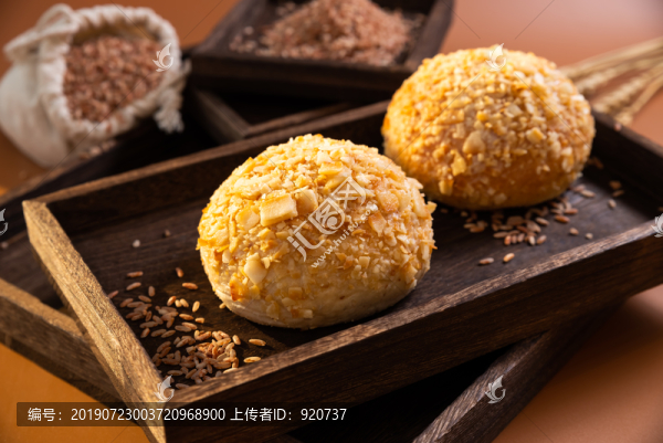 椰香紫薯包