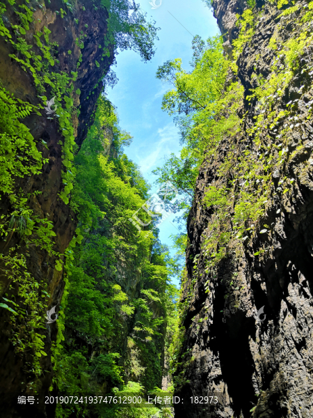 山壁