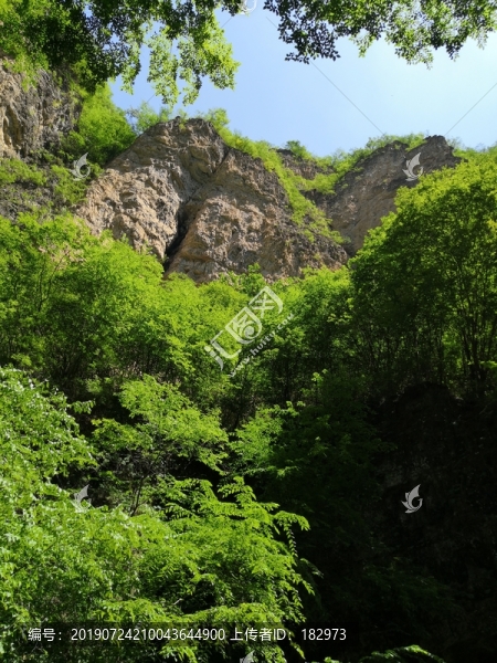 山峰