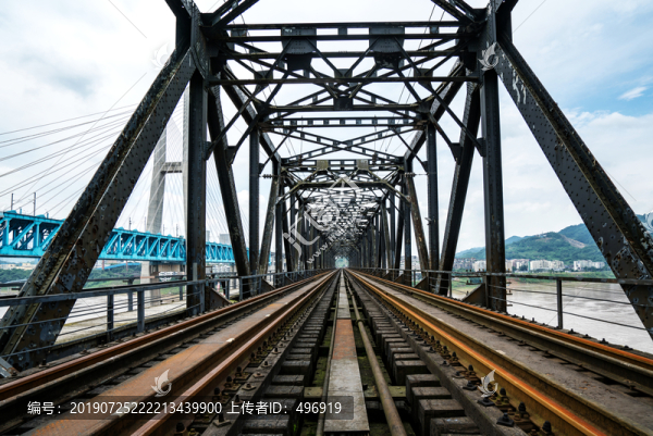 鐵路長(zhǎng)江大橋