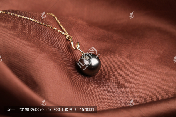 黑珍珠